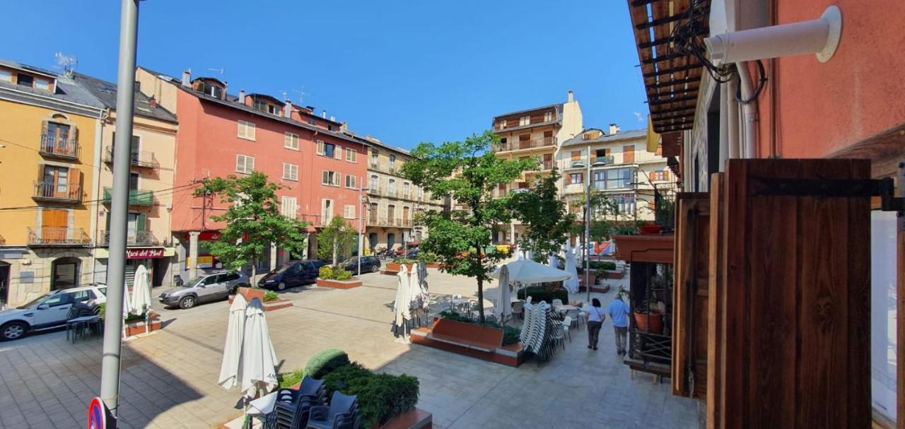 Apartamento Con Encanto Tipico Cereta Centro بُويكثيرذا المظهر الخارجي الصورة